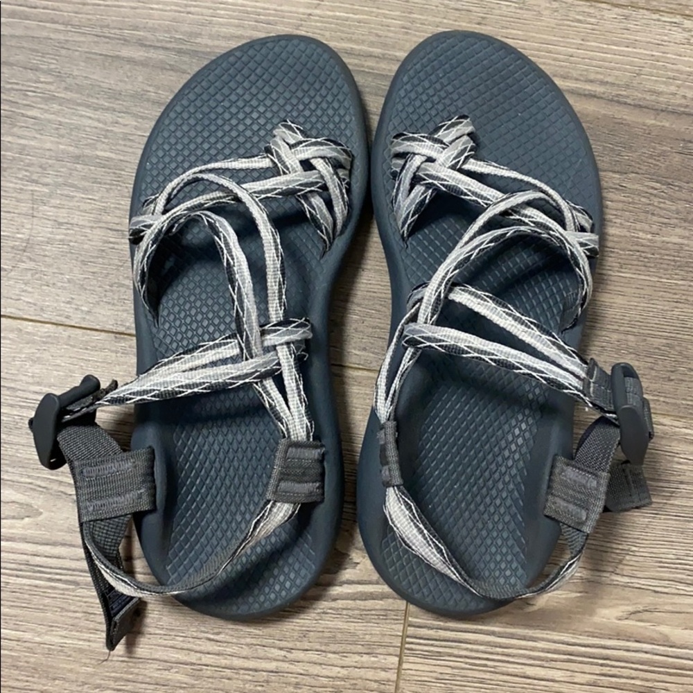 women’s chacos